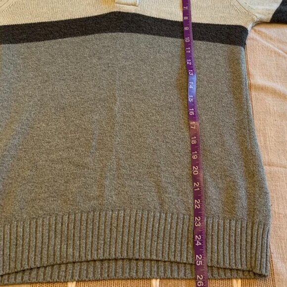 American Eagle *Seriously Soft* Knit 1/4 Button up sweater - Mens Size XS - Picture 8 of 10